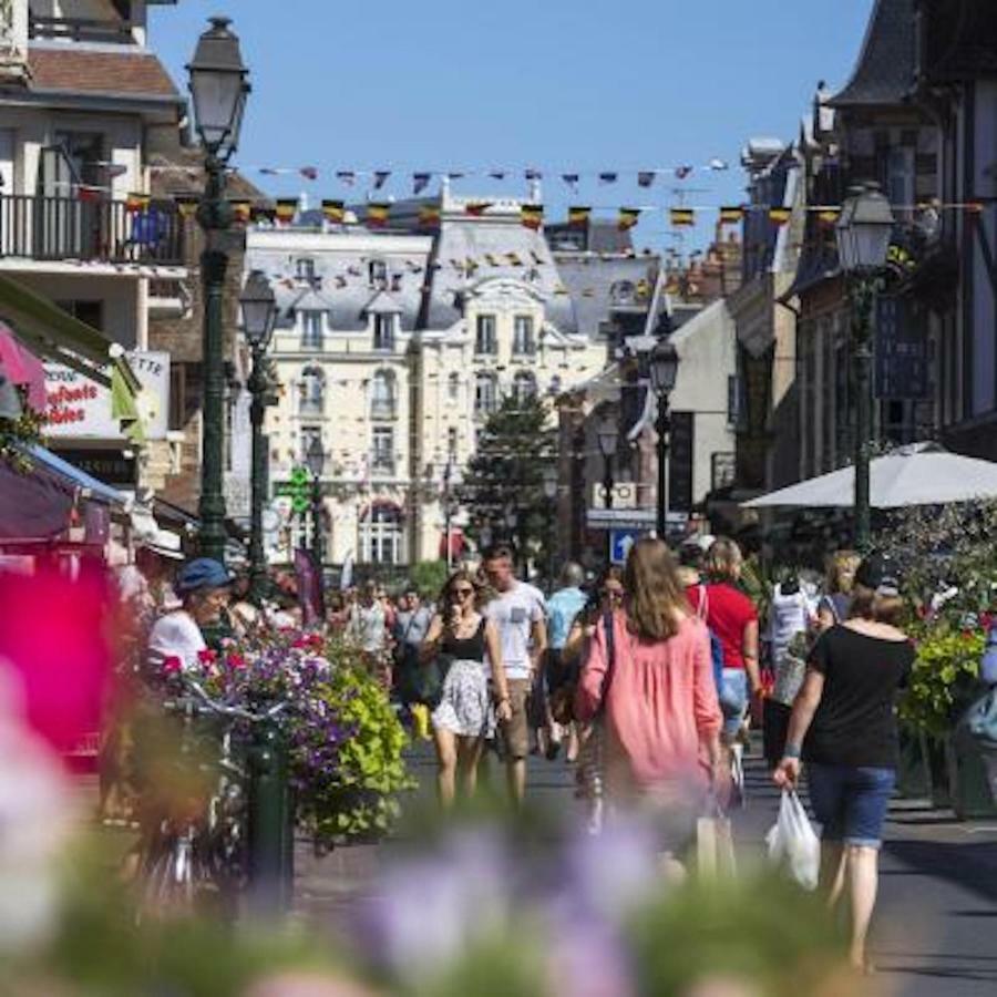 Appartement Bien-Etre 2 Chambres Au Coeur De Cabourg - Esterno foto